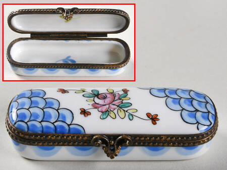 Rochard Limoges Box Oval-Blue Lattice With Rose - No Box