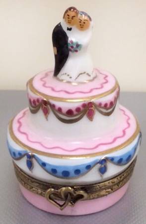Rochard Limoges Box Wedding Cake - Boxed