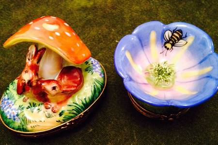 Rochard Limoges Box Blue Flower With Bee - Boxed