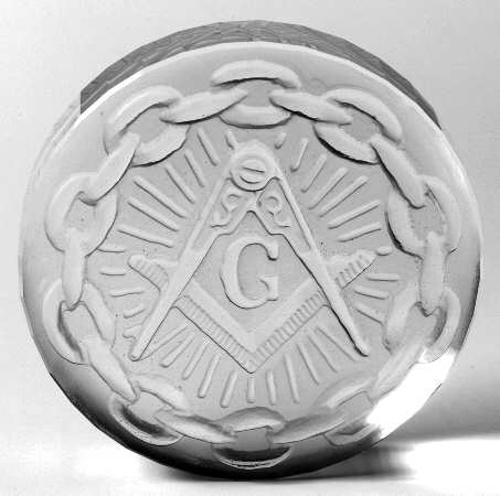 Crystalle-Masonic Masonic Logo W/ Chain - No Box