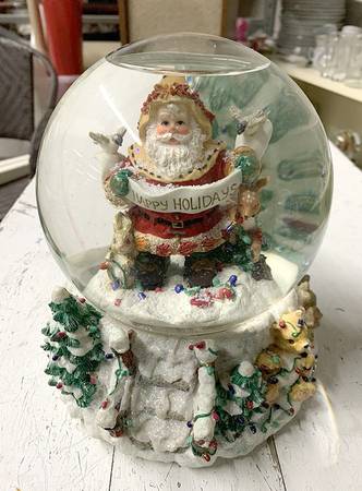 Snowglobes Happy Holidays - With Box