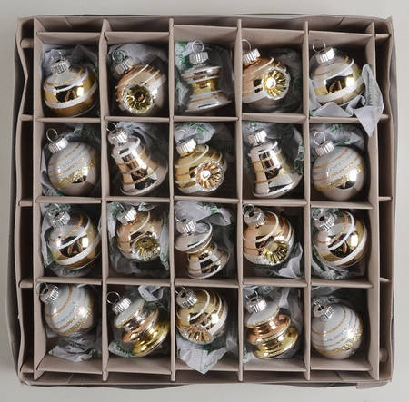 Shiny Brite Ornaments 20 Gold/Slvr/Wht Mlti Shape - Boxed