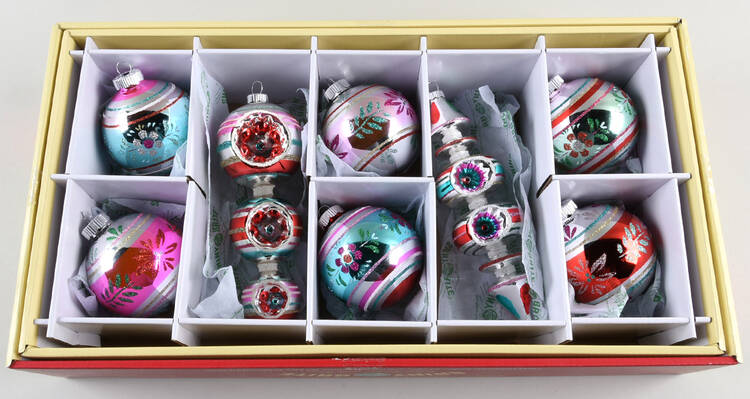 Shiny Brite Ornaments Mixed Shapes/Sizes - With Box Bx372