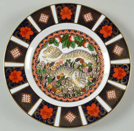 Imari Paperweight Plate-Groviers of Sidmouth Clover  And Lavender - Boxed