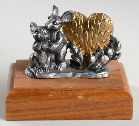Pewter Figurines Hugging Mice With Guilded Heart - No Box