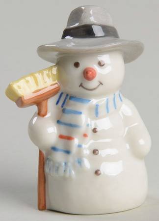 Snowman Miniatures Snowman Father With Broom - Boxed
