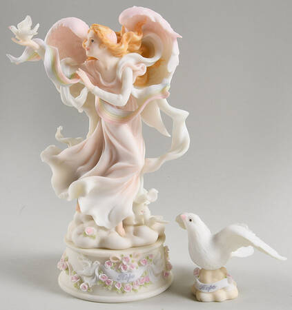 Seraphim Celebration Angel Series Angel Of Hope - Boxed