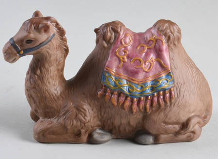 Holiday Traditions Classic Large Camel - No Box