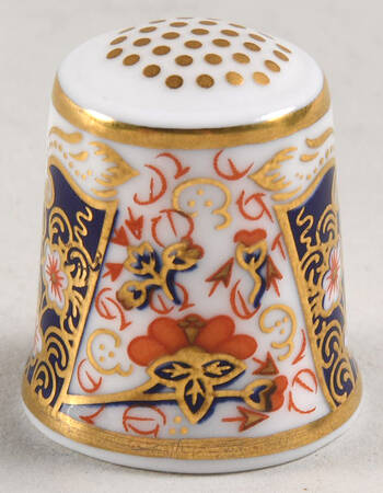The Historical Thimble Collection by Royal Crown Derby