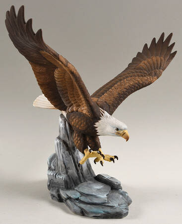Sadek Bird Figurines Bald Eagle - Boxed