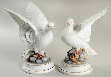 Sadek Bird Figurines White Dove-Pair - Boxed
