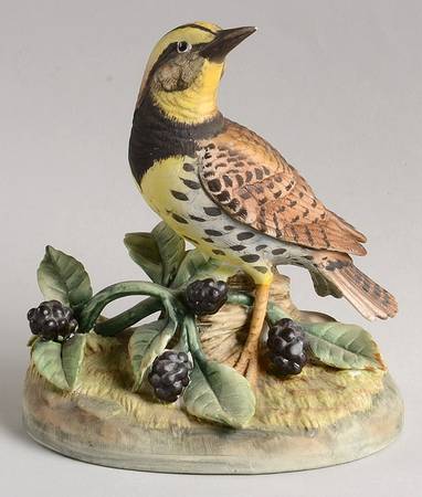 Sadek Bird Figurines Meadowlark-Beak Closed - No Box 108b