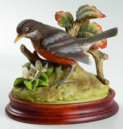 Sadek Bird Figurines Robin Looking Down - Boxed