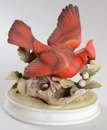 Sadek Bird Figurines Male Cardinal On Oak Leaves - No Box302a
