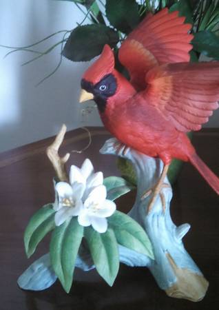 Sadek Bird Figurines Cardinal With Dogwood - Boxed