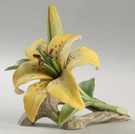 Sadek Flower Figurines Yellow Lily - No Box