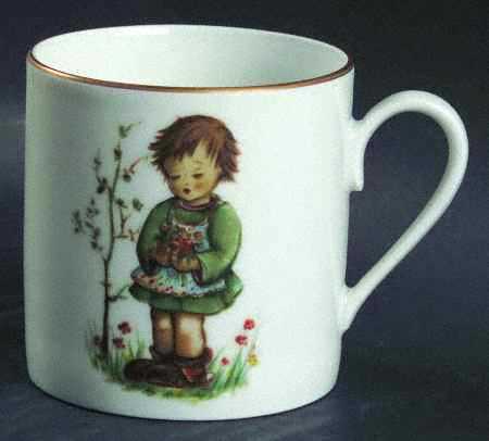 Berta Hummel Annual Cup Spring Bouquet - Boxed