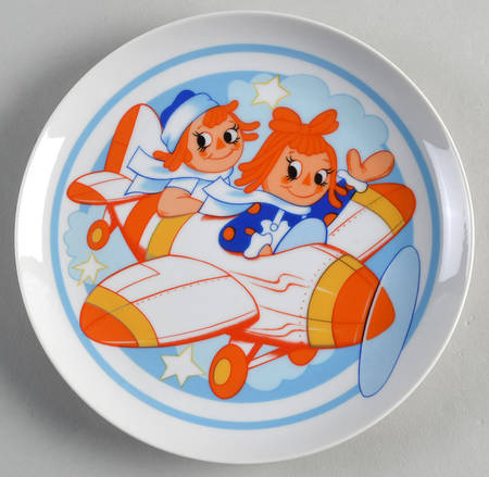 Raggedy Ann Annual Plate Flying High - Boxed