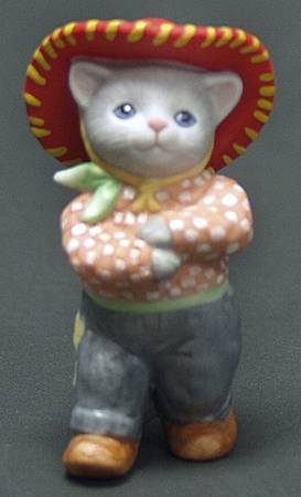 Kitty Cucumber Albert Do-Si-Do - No Box Nb83a