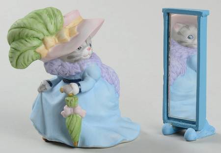 Kitty Cucumber Pretty As Picture-Kitty With Mirror - Boxed