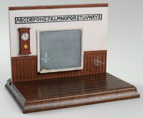 Kitty Cucumber Classroom Scene - W-8 1/2" - No Box