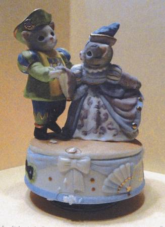 Kitty Cucumber Shall We Dance Music Box - Boxed