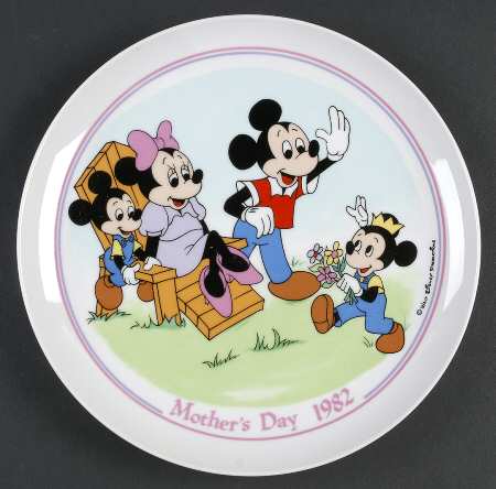 Disney Mothers Day Plate Dream Come True - Boxed