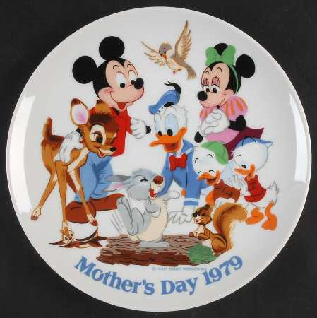 Disney Mothers Day Plate Happy Feet - Boxed