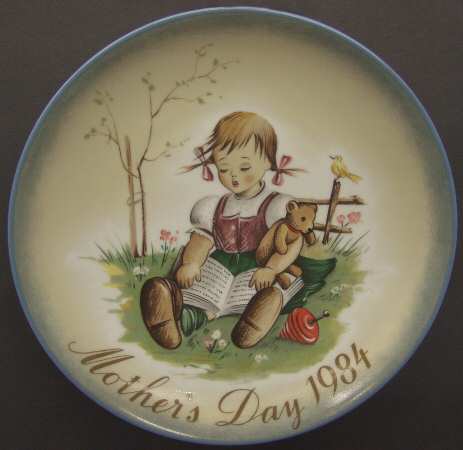 Hummel Mothers Day Plate A Joy To Share - Boxed