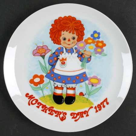 Raggedy Ann Mother's Day Bouquet Of Love - Boxed