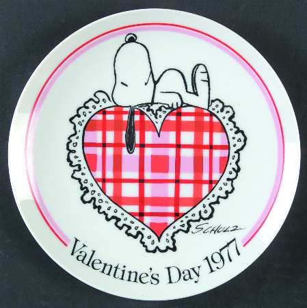 Peanuts Valentine Plate Home Is Where The Heart Is - With Box