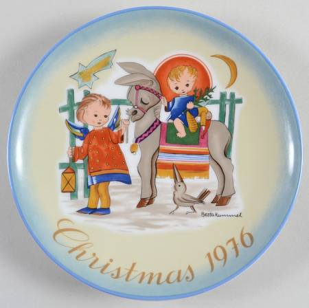 Hummel Christmas Plate Sacred Journey - No Box