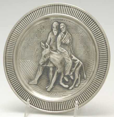 Christmas Plate On The Way To Bethlehem - With Box
