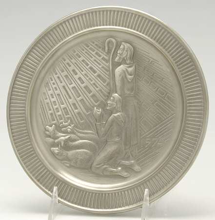 Christmas Plate Shepherds In The Field - Boxed