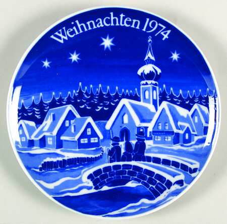 Schumann Christmas Plate Church In Snow - Boxed