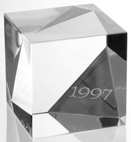 Steuben Figurines & Giftware Cube Paperweight-1997 - Nb779, No Box