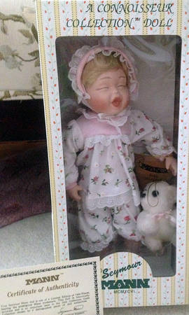 Connoisseur Doll Collection Donna - With Box Bx789