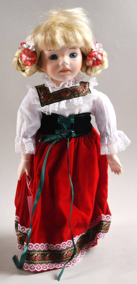 Connoisseur Doll Collection Gretel - With Box Bx790