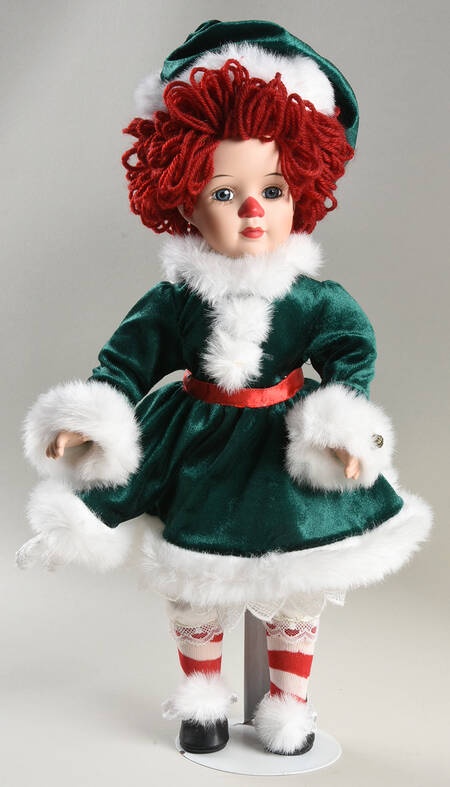 Connoisseur Doll Collection Christmas Raggedy Ann - With Box Bx792