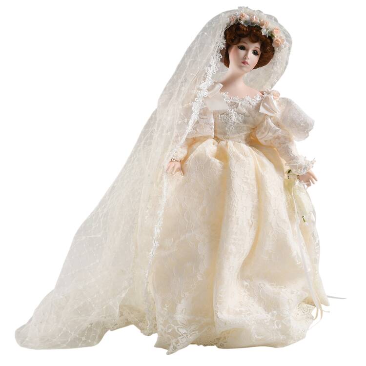 Connoisseur Doll Collection Vanessa-Am-34 - Boxed