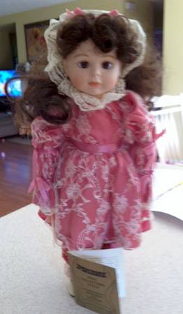 Connoisseur Doll Collection Laura-Wb-110p - With Box Bx338