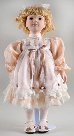 Connoisseur Doll Collection Tiffany-Om-014 - Boxed