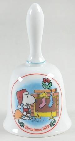 Peanuts Christmas Bell Filling The Stocking - Boxed