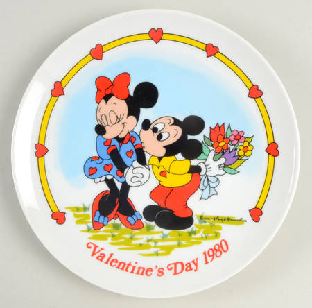 Valentines Plate-Disney Mickey's I Love You-Mickey And Minnie - Boxed