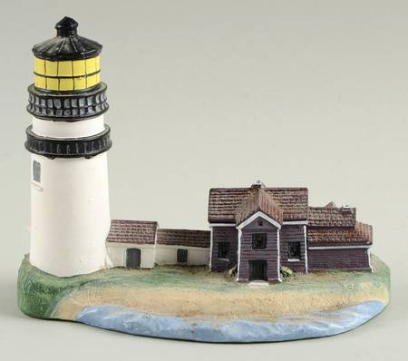 Lighthouse Miniatures Cape Cod (Highland) Light - No Box