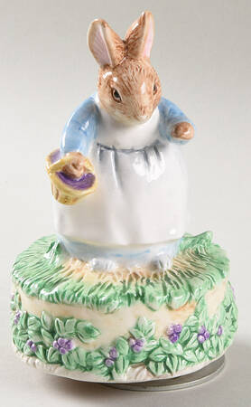 Beatrix Potter-Music Box Mrs. Rabbit - Boxed
