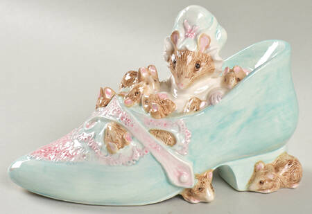 Beatrix Potter-Music Box Little Old Woman Who Lived In A Shoe - No Box