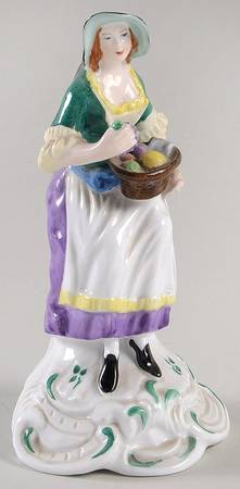Chelsea Figurine Mistress Grey - Boxed