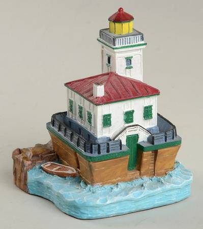 Limited Edition Lighthouses Oswego W. Pierhead, Ny - Boxed