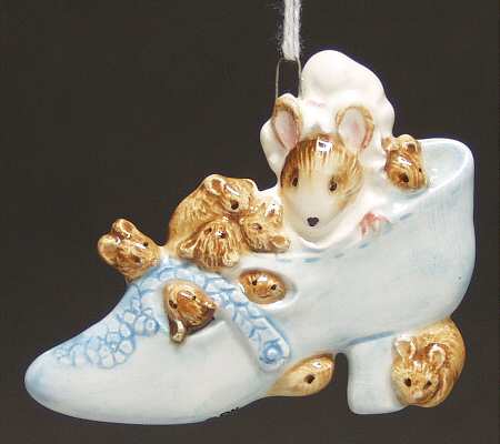 Beatrix Potter Ornaments Little Old Woman Lvd In Shoe - No Box